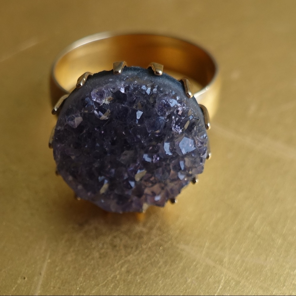 Amethyst gold ring